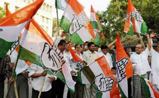 Cong holds discussions to decide candidates for 174 Maha seats