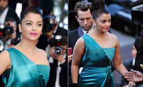 New Delhi, Nov. 19 — It was exactly 20 years ago that Aishwarya Rai Bachchan created history by winning the Miss World Crown. On this special occasion, which also happens to be the eve of her father’s 76th birthday and her daughter Aaradhya’s 3rd birthday, the actor wanted to do something special for the society.