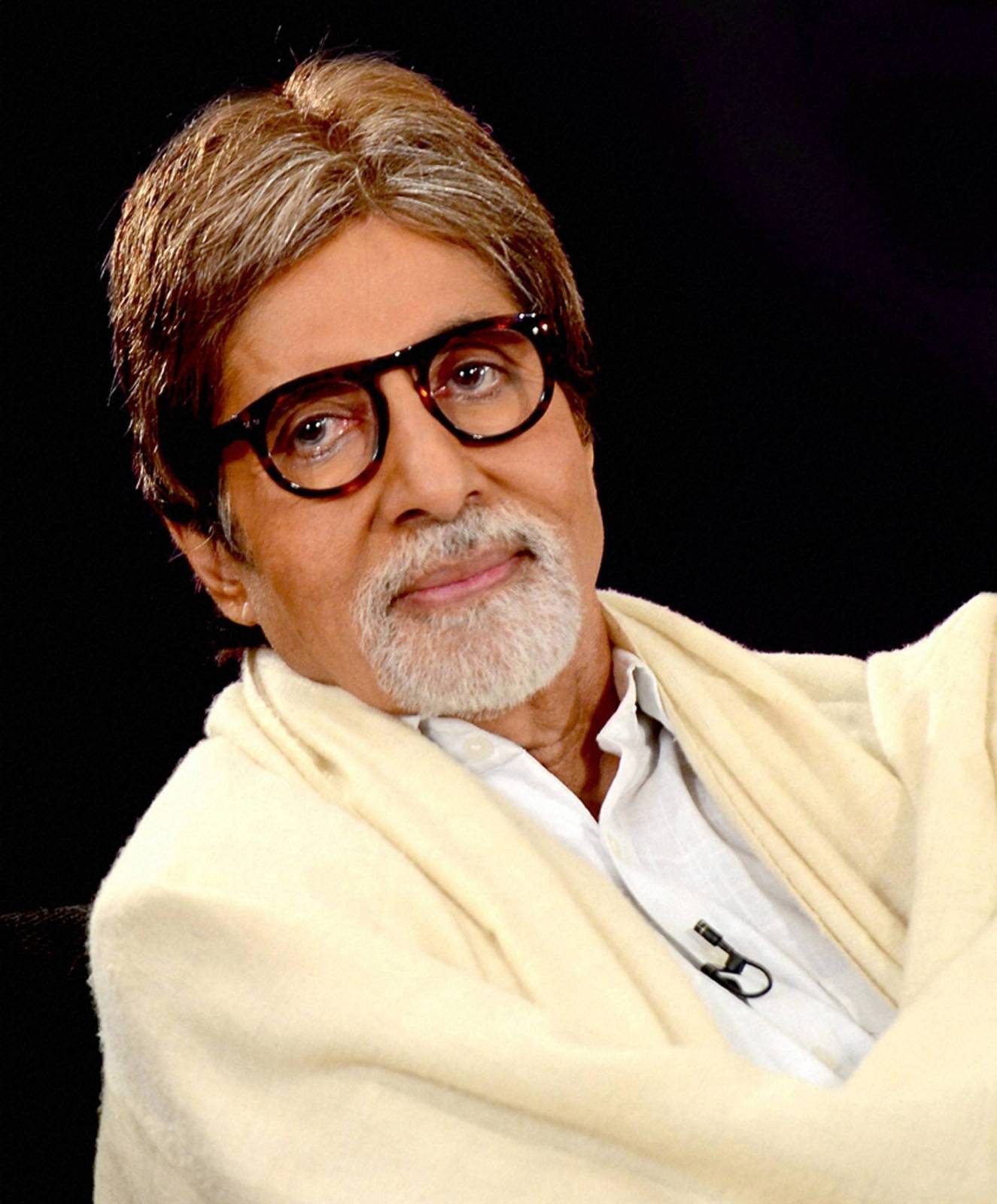 Daughters are supreme, says Amitabh Bachchan