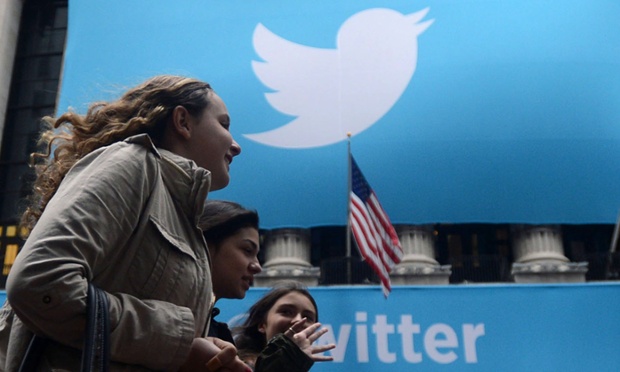 Twitter given junk credit rating