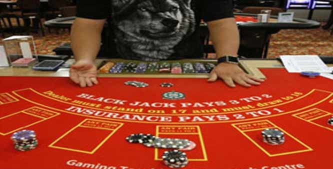 BJP, Congress makes offshore casinos as by-poll plank