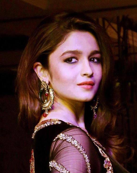 Alia Bhatt talks about her childhood crush on Shahid Kapoor