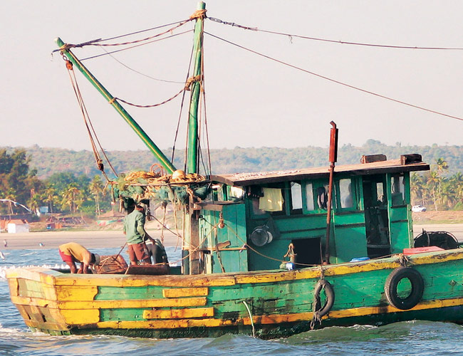 Pakistan releases 57 Indian fishing boats