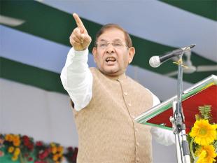 Modi govt only selling dreams, has no road map: Sharad Yadav