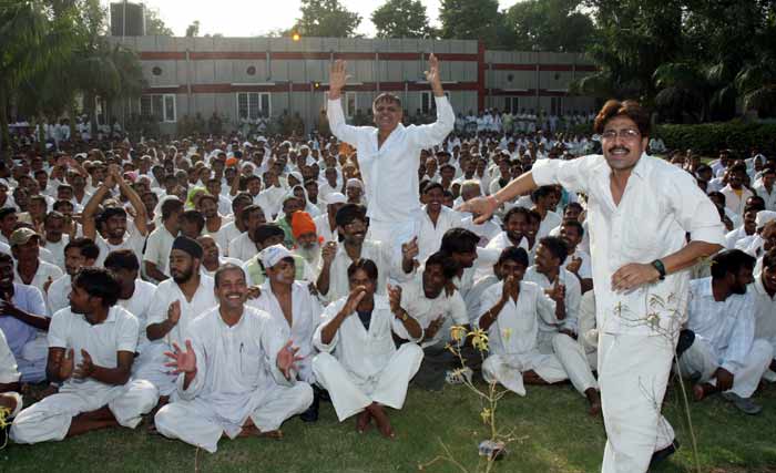 Musical treat for Tihar inmates