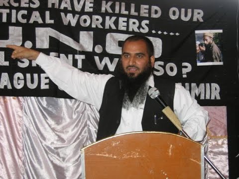 Hoisting of Pak flags: Mufti promises action against Geelani