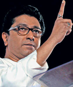 Anti-Bihari remarks:HC stays proceedings against Raj Thackeray
