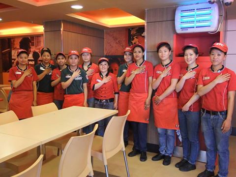 Fully women employees in KFC, Darjeeling