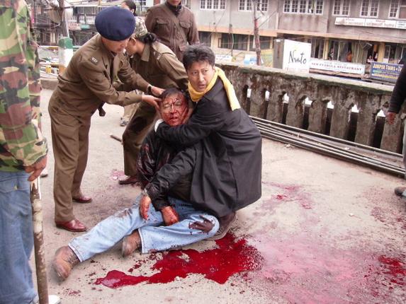 ARREST WARRANT ISSUED AGAINST 23 TOP GJM LEADERS IN MADAN TAMANG MURDER CASE-Darjeeling