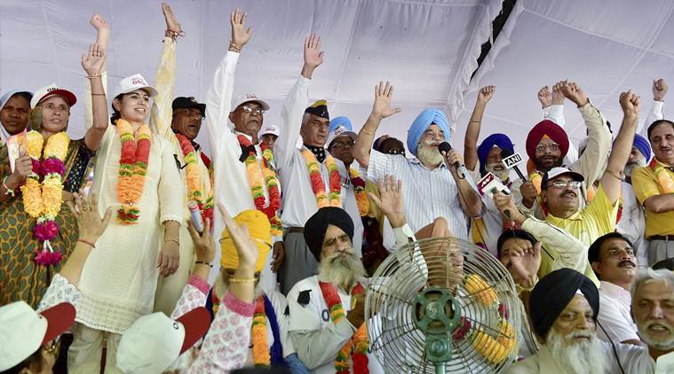 OROP row: Ex-servicemen call off hunger strike; but protests to continue –