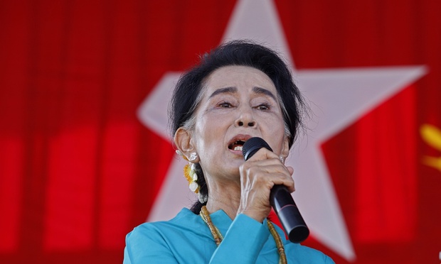 Aung San Suu Kyi vows to lead Myanmar if her party wins election