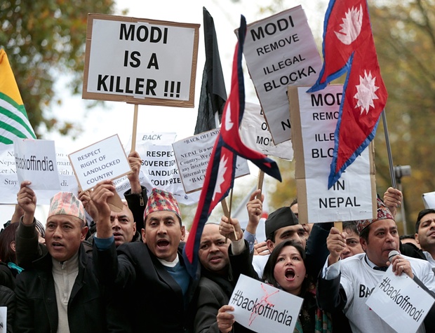 Indian PM confronted by angry protesters in Downing Street