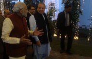 PM Modi breaks the ice- Surprise visit to Pakistan