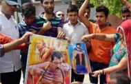 Animal activists protest against Salman Khan’s acquittal