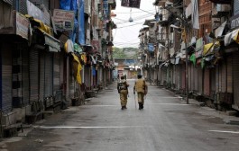 Strict curfew after dusk in Kashmir makes life more difficult