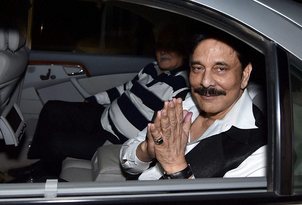 SC cancels parole of Subrata Roy, asks to surrender in a week