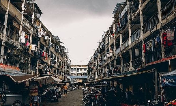 Maharashtra’s Historic Move to End the Pagdi Deadlock: A New Era for Mumbai’s Ageing Housing Stock