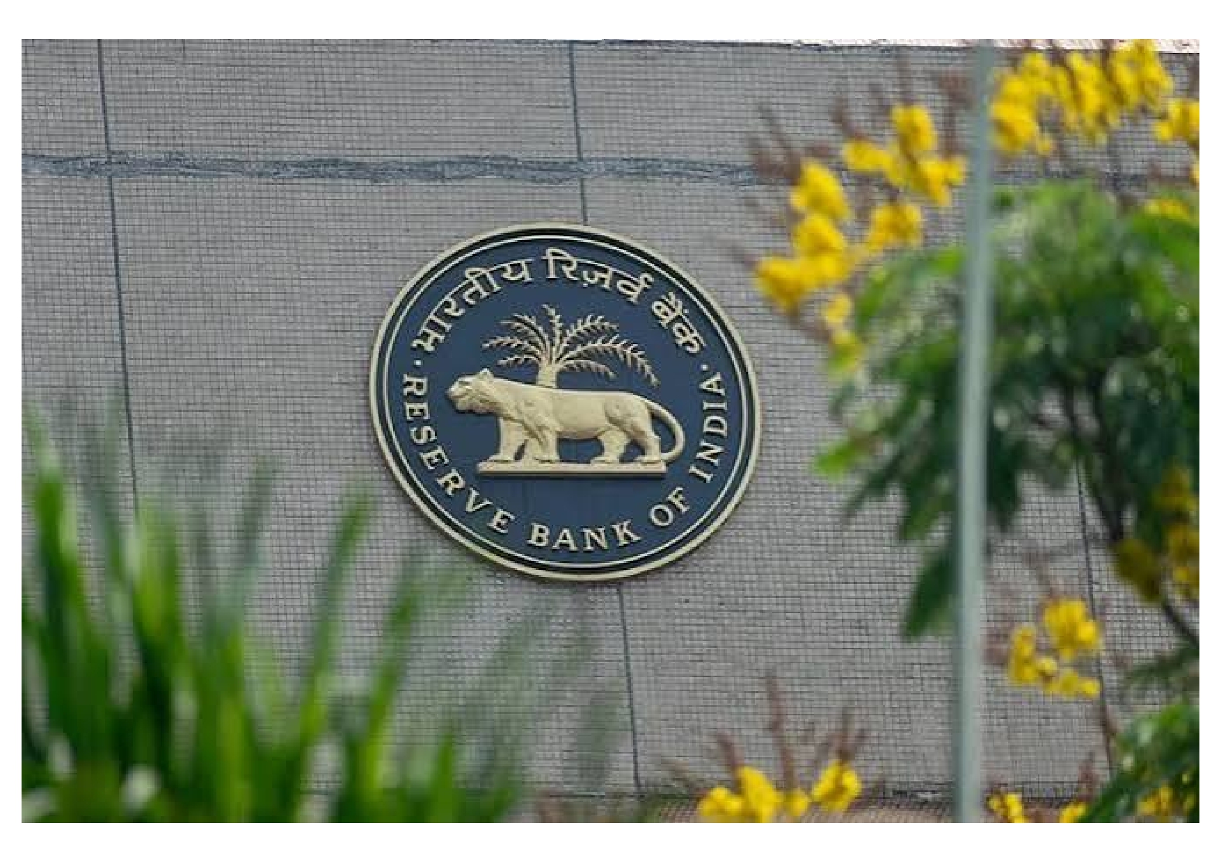 RBI Rate Hold Steadies Homebuyer Sentiment as Developers Pin Hopes on H2 FY27 Launch Wave